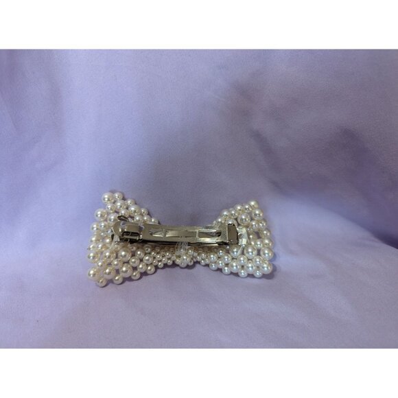 Vinyahe Gaux Pearl Cluster Bow Hair Clip Barrette For Women & Girls - Picture 3 of 3